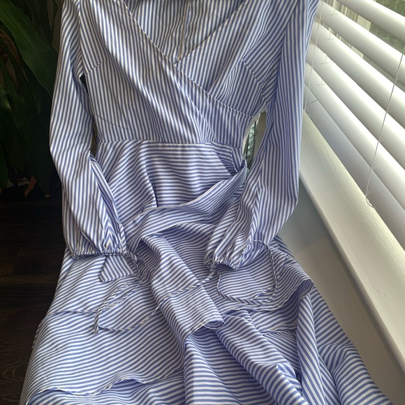 Dresses & Skirts - Stripped blue and white high-low wrap dress